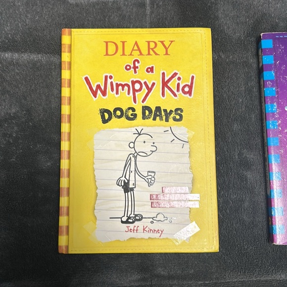 Books - Picture 8 of 10